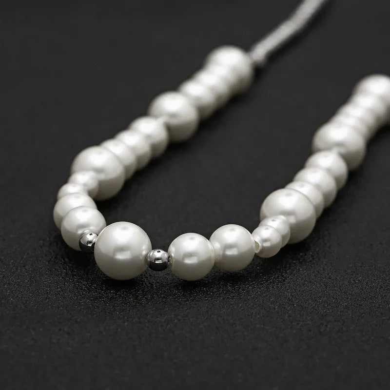 Collier Maille À Billes Plaqué Or Blanc Et Perles Artificielles.